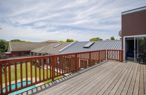 Cape Town House | Fairview Crescent 03 by CTHA