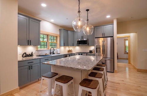 Lake Placid House | Fairway Mountain Lodge- Unlimited Golf Passes!