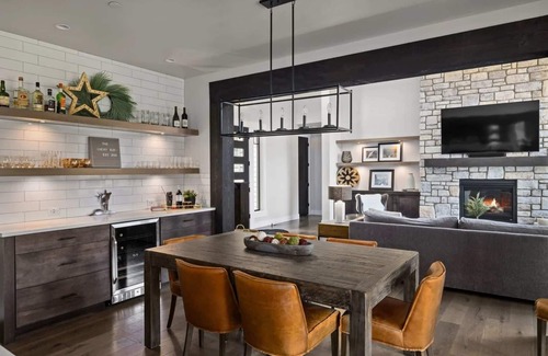 Cle Elum House | FairwayView, HotTub, Firepit, Chef Kit, GameRm, EV