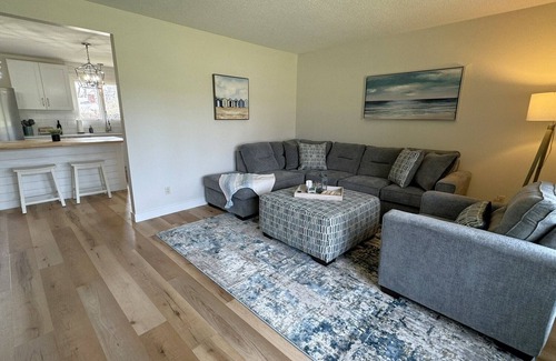 Stevensville House | Fall 2 nt min Serene home heated pool close to wine trail large fenced yard