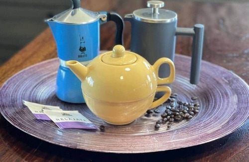 El Pescadero House | Fall asleep to Ocean Waves; Awaken to Birdsong