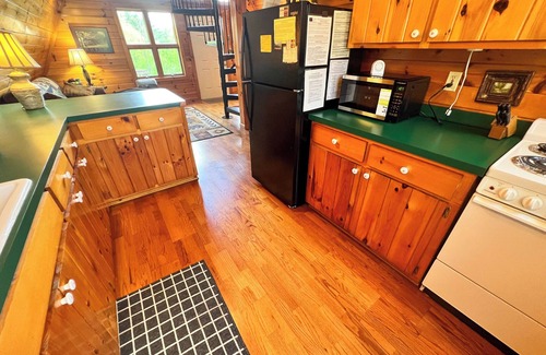 Crumpler Ski Chalet | Fall Colors + Cozy Cabins = Your Perfect October Retreat @ Wildflower Ridge