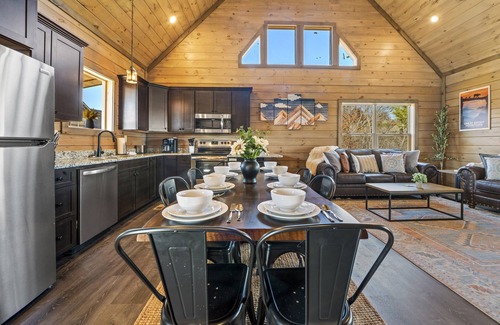 Sevierville Cabin | Fall Colors Retreat | Pool, Tub, Games & Pets OK