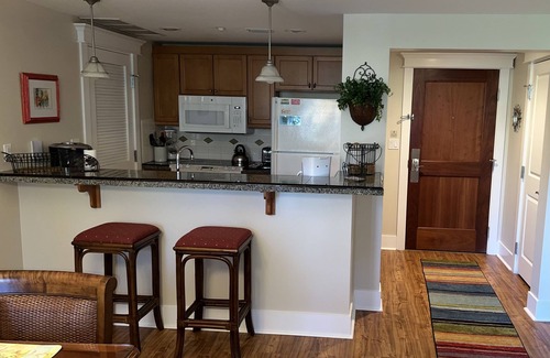 Baytowne Wharf Condo | FALL DEALS +WEEKLY SPECIALS-ONLY 1 FEE-Pools,Tram,Sandestin/Baytowne Village Fun