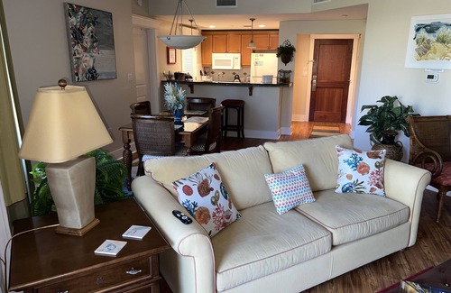 Baytowne Wharf Condo | FALL DEALS +WEEKLY SPECIALS-ONLY 1 FEE-Pools,Tram,Sandestin/Baytowne Village Fun