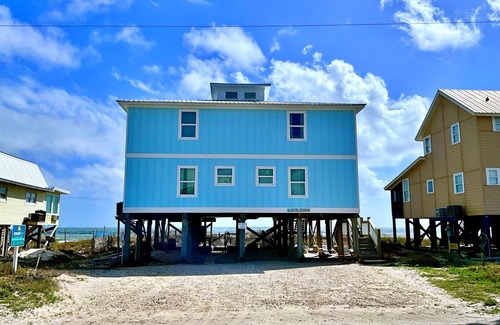 Surf Side Shores House | Fall Discounted! Beach Front