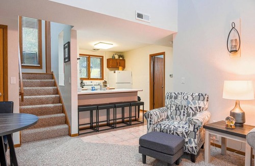 The Galena Territory Condo | Fall Foliage Golf Views - King Beds- Fireplace- Indoor Pool- Near Scenic Trails