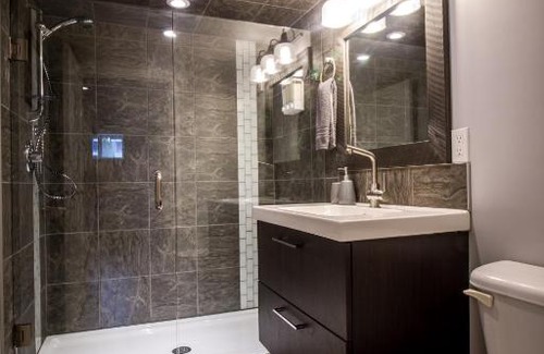 Revelstoke House | Fall Line Guesthouse