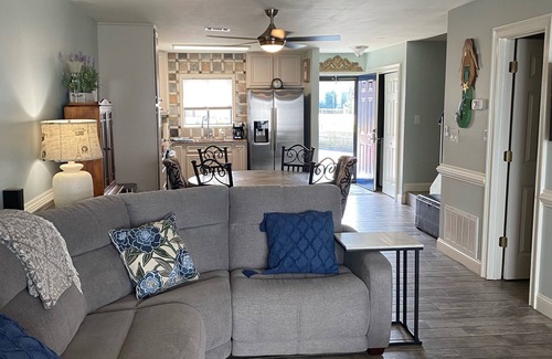 Miramar Beach House | FALL SPECIALS, 5 MIN 2 BCH, 2 KING SUITES, 2.5 BATH, POOL, 2 free spots park