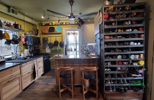 Frederick House | Fall & Winter: Weekends, Vacation, Corporate, Historic-District Home, OSP, A-1!