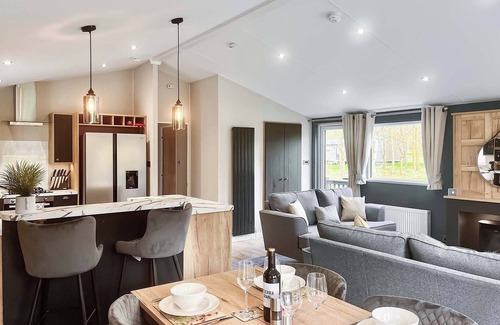 Pershore Ski Chalet | Fallow Pet Friendly Lodge