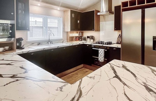 Pershore Ski Chalet | Fallow Pet Friendly Lodge