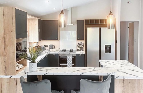 Pershore Ski Chalet | Fallow Pet Friendly Lodge