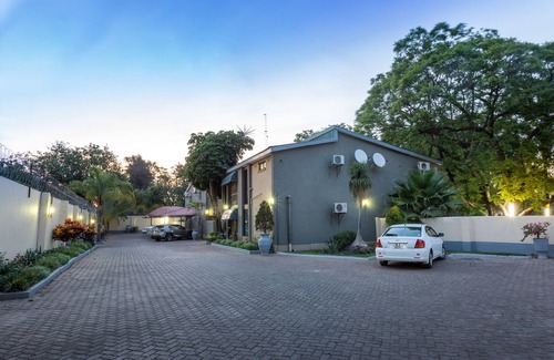 Cathedral Hill Apartment | Fallsway Apartments Louden Court