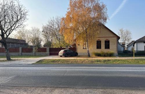 Vojvodina House | Falusi ház Tóth György