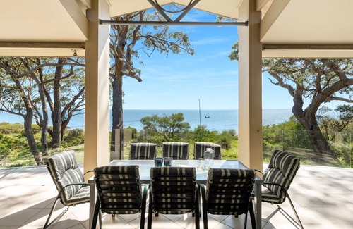 Jervis Bay House | Famagusta - Belle Escapes Jervis Bay