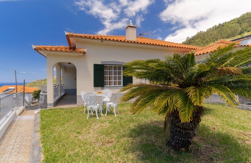 Arco da Calheta Ski Chalet | Familia Teixeira House by Atlantic Holiday