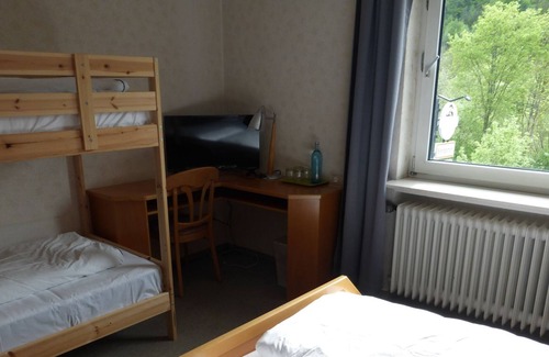 Finkenbach Cottage | Familienzimmer 208 - Gasthaus Zum Goldenen Löwen