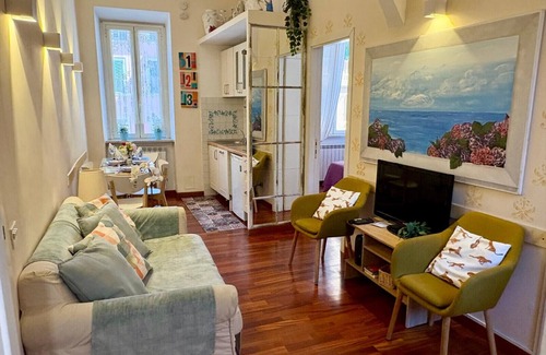 Celio Apartment | Family 2 BR Colosseum Charming + Small Balcony