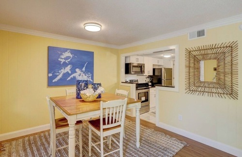 Palmetto Dunes Cottage | Family 2BR Retreat Near Beach + Pool Hilton Head