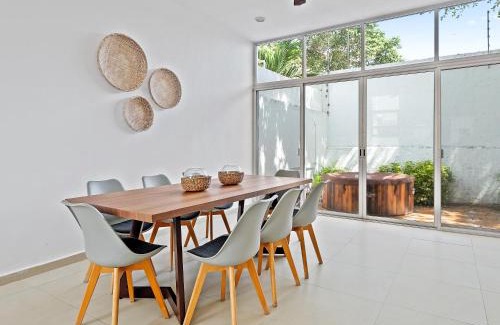 Cancun House | Family 3BR house near to the airport