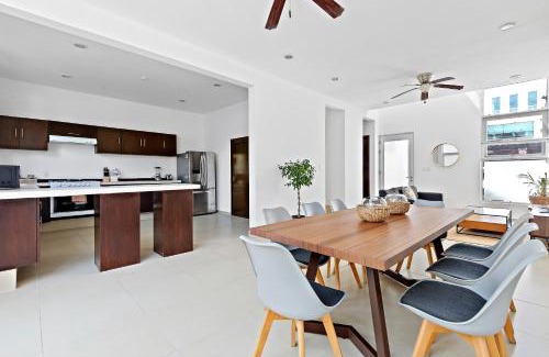 Cancun House | Family 3BR house near to the airport