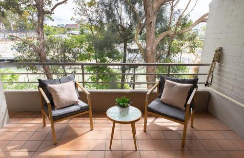 Paddington Apartment | Family 3BR Retreat with Pool, Gym & Parking