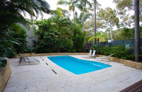 Paddington Apartment | Family 3BR Retreat with Pool, Gym & Parking