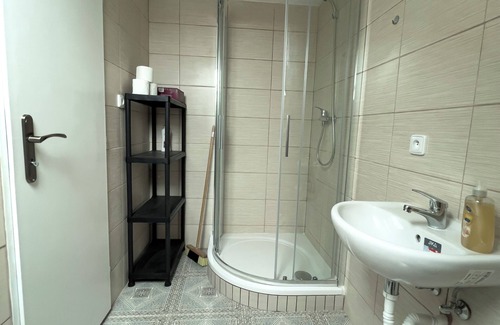 Abertamy Apartment | Family Apartment N6 in Abertamy - near Plesivec Ski Slopes, bike/ski storage