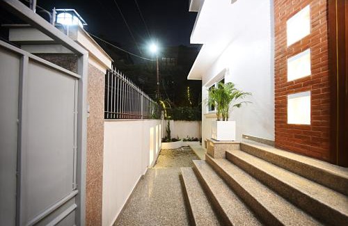 Lazimpat Hotel | Family Apartment