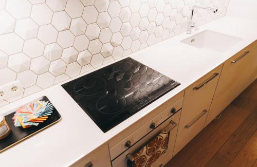 Kesklinn Apartment | Family apartment with balcony and free parking