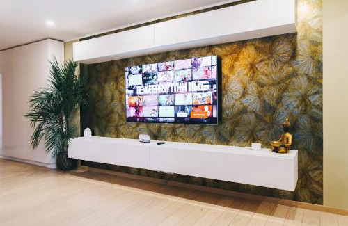 Kesklinn Apartment | Family apartment with balcony and free parking