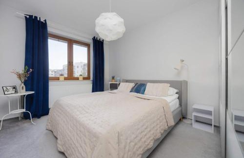 Pruszkow Apartment | Family Apartment with Parking in Pruszków by Noclegi Renters