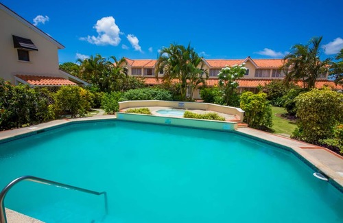 Rodney Bay House | Family, beach-y spot w/pool. Mins from beach.