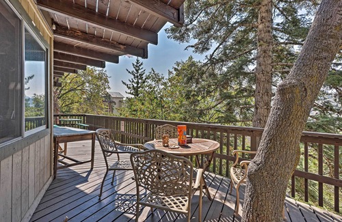 Lake Arrowhead Cottage | Family Cabin w/Game Room Near Hiking + Skiing!