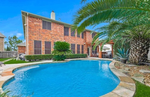 Barker House | Family/Corporate Retreat✶Pool✶Gameroom✶Media Room