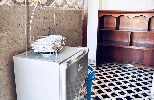 Manyimbo Apartment | Family Friendly 1-bedroom apartment in Mombasa Island Close to SGR & Airport