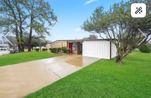 Sharpstown House | Family-Friendly 3BR Near Galleria & Med Center