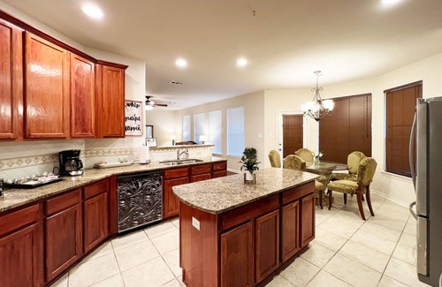 Allen House | Family Friendly 4+ Bedrooms w/Gameroom and Office