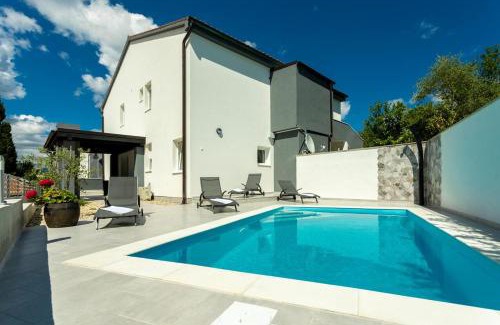 Soline Apartment | Family-friendly apartments with swimming pool Soline, Krk - 9715