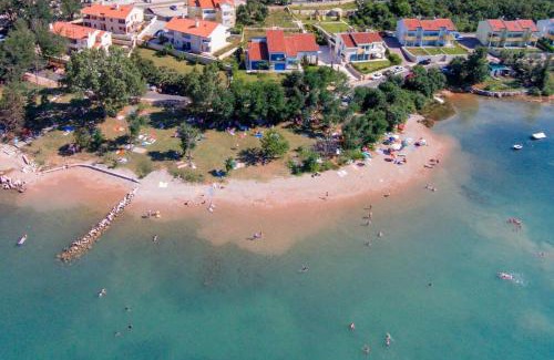 Soline Apartment | Family-friendly apartments with swimming pool Soline, Krk - 9715