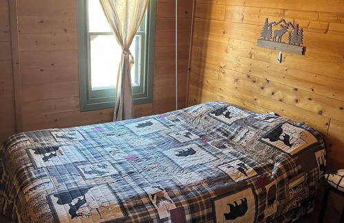 Itasca County Resort | Family friendly cabin close to playground. Amazing swimming beach