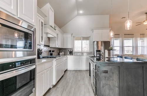 Yukon House | Family-Friendly Comfort in the Heart of Yukon