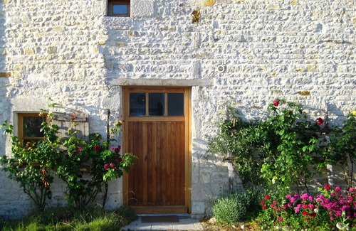 Crezieres Cottage | Family friendly cottage at Les Hiboux gites