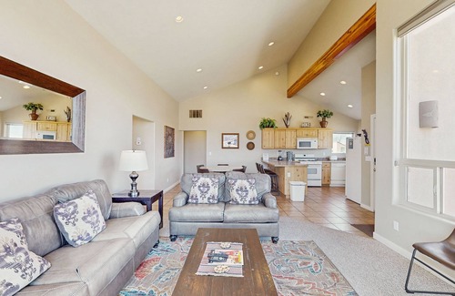 Moab South Valley House | Family-Friendly Home with Shared Seasonal Hot Tub and Pool and Mountain Views