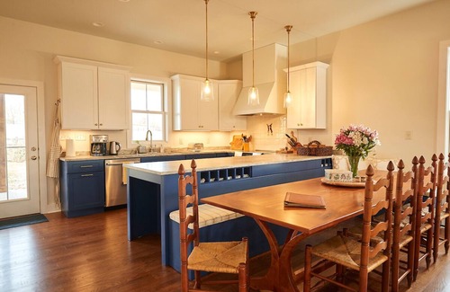 Midway House | Family-friendly newly built house in the heart of Kentucky's Horse Country