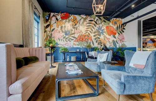 Lexington House | Family-Friendly Vacation! 4 Spacious Units, FREE Parking, Steps to Red Mile!