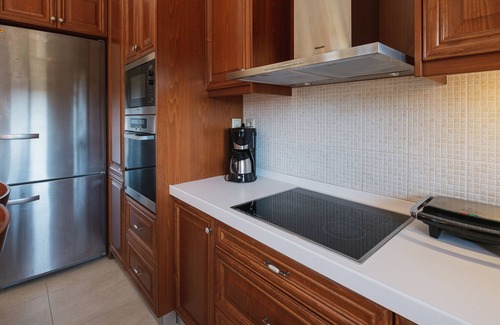 Galatas House | Family Friendly Villa with private pool, 5 min from the beach
