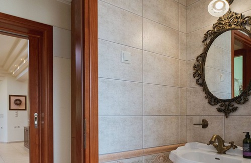 Galatas House | Family Friendly Villa with private pool, 5 min from the beach