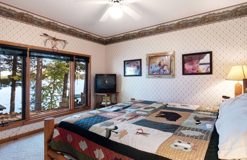 Lake Tomahawk House | Family-friendly waterfront lodge w/ dock, firepit & outdoor sauna barrel!